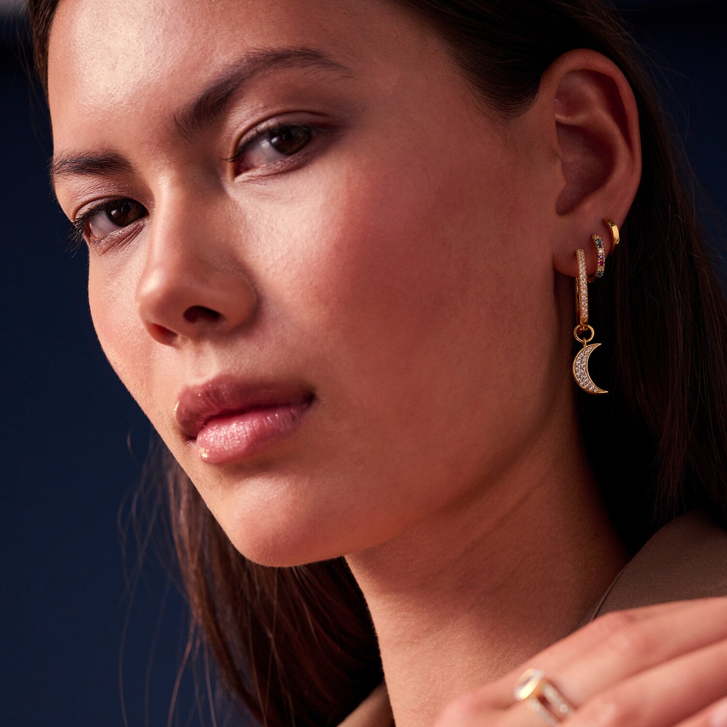 18K gold plated | White