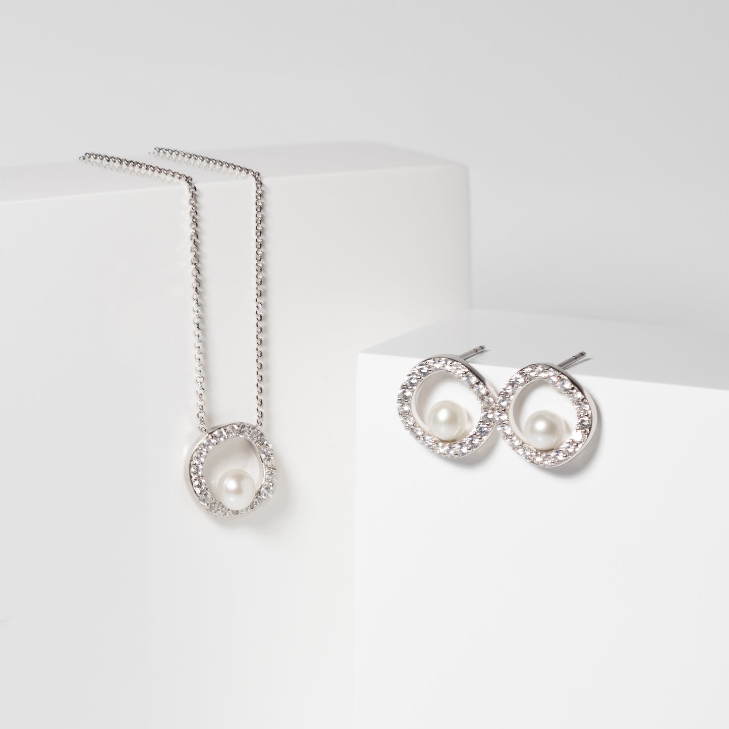 925 Sterling silver
