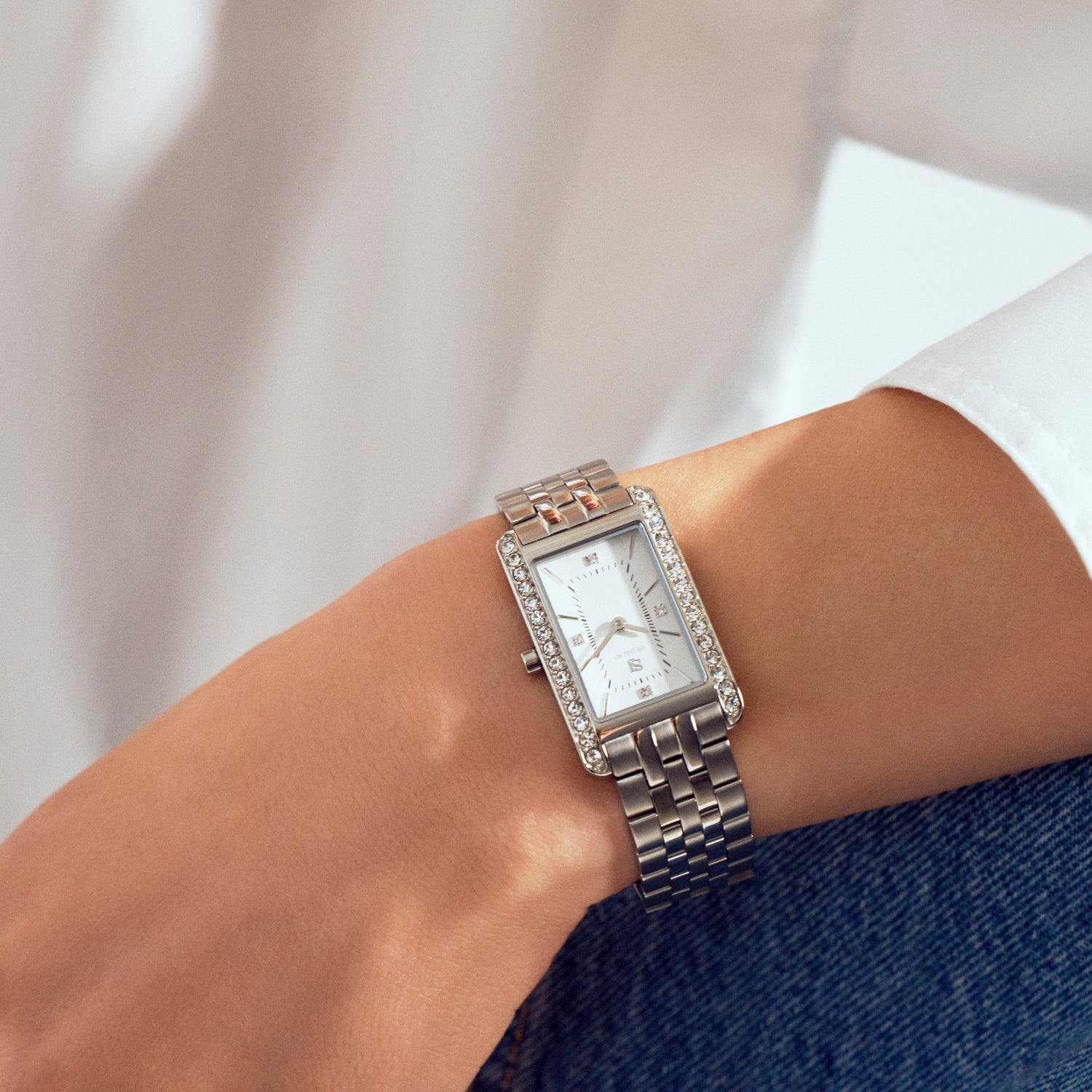 Stainless steel Silver | White