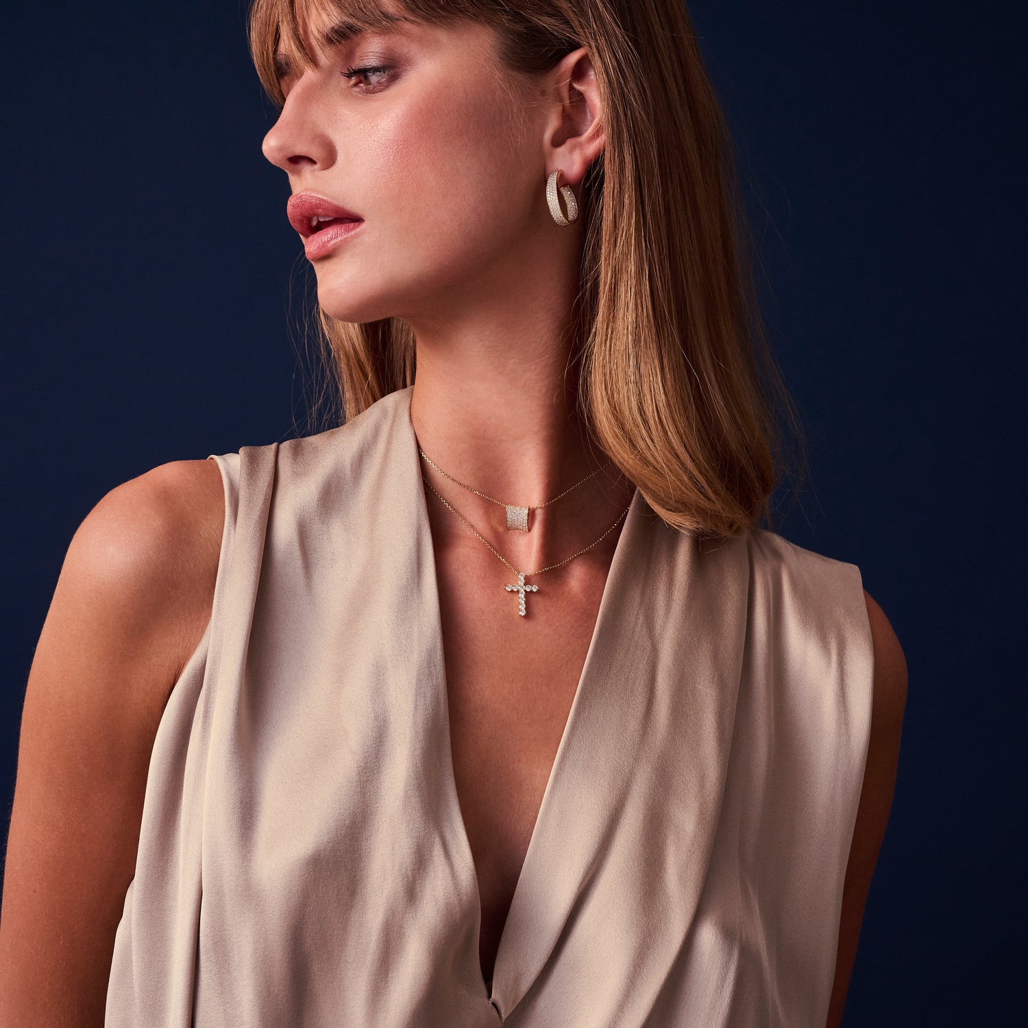 18K gold plated | White