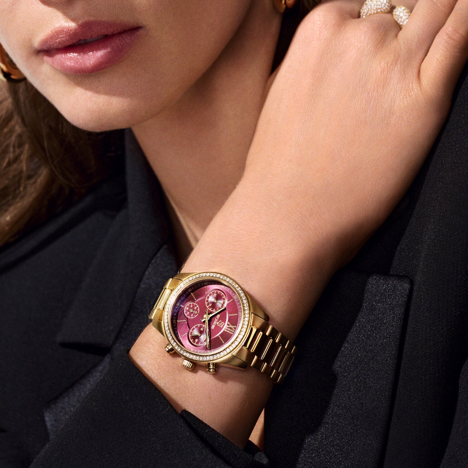 Stainless steel gold | Burgundy dial and white zirconia