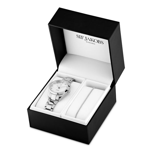 Joelle set