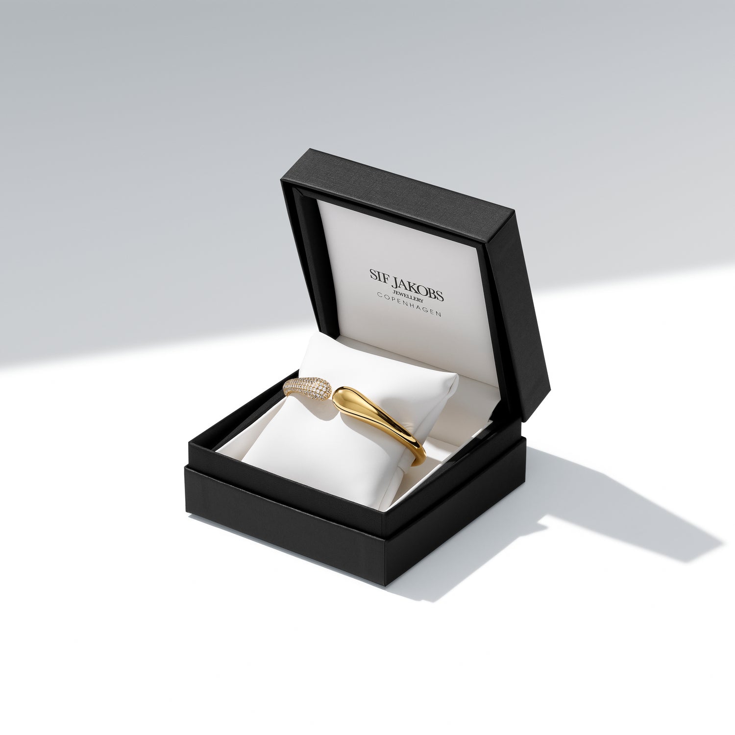 18K gold plated