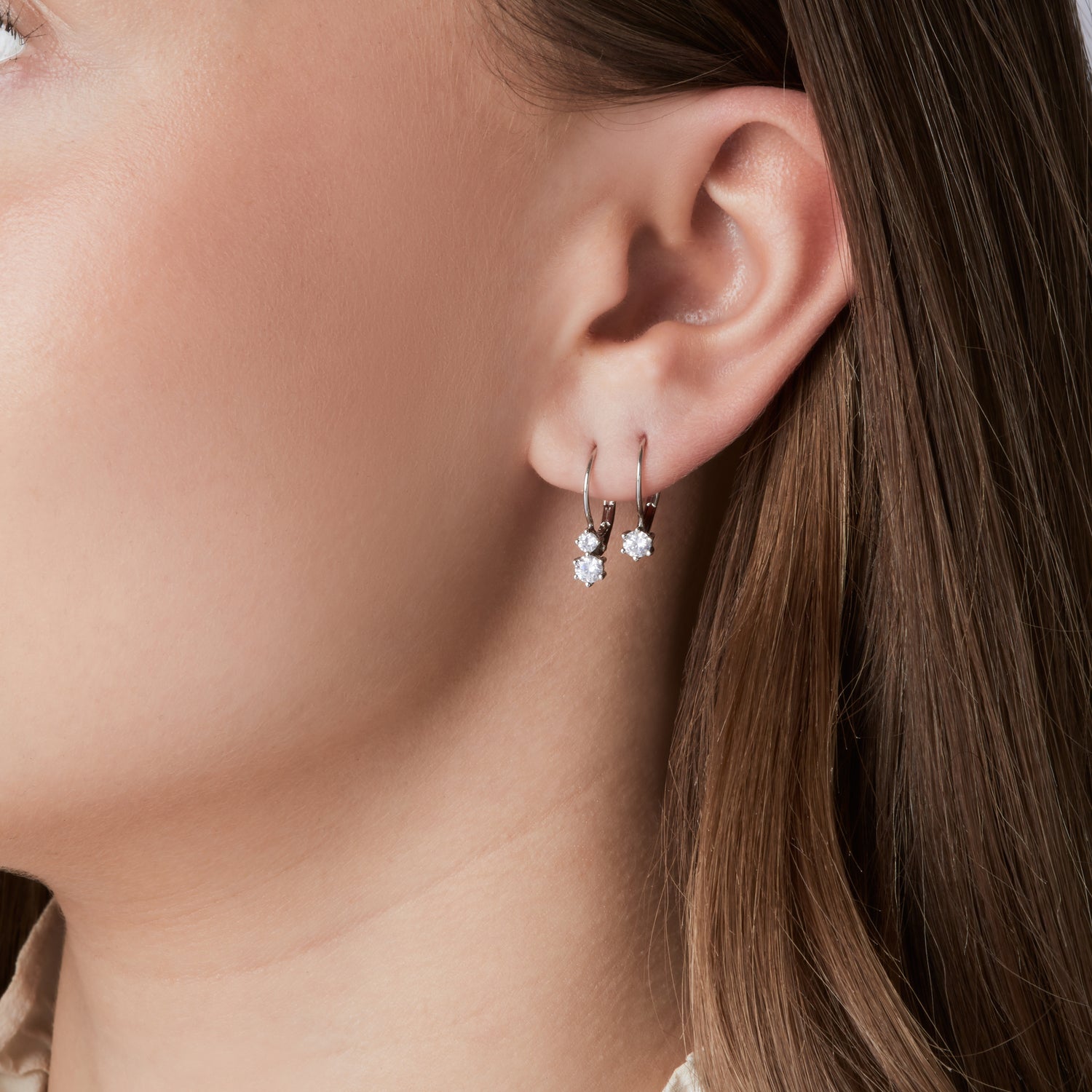 925 Sterling silver | White