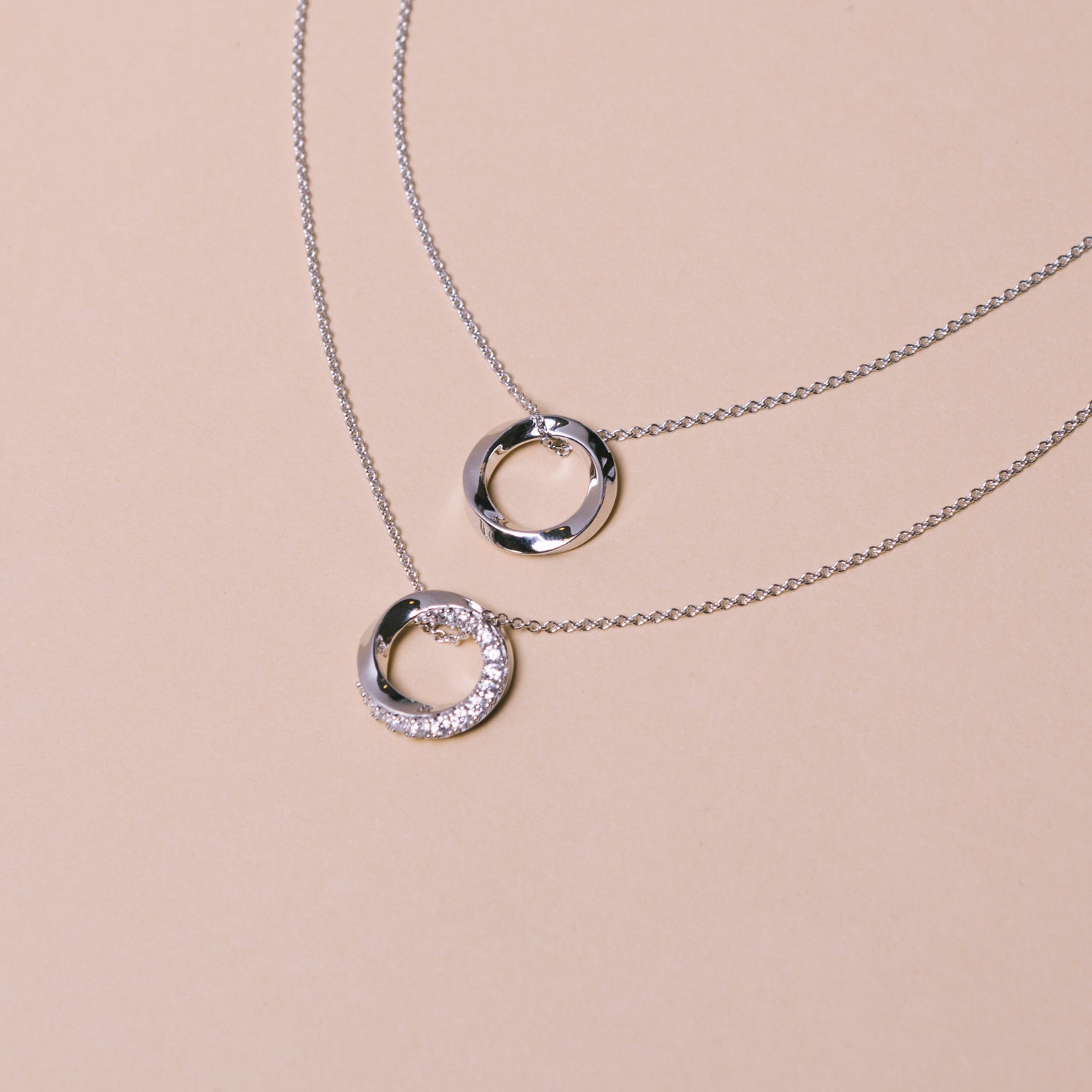925 Sterling silver | Polished